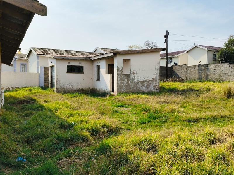 6 Bedroom Property for Sale in Northcrest Eastern Cape